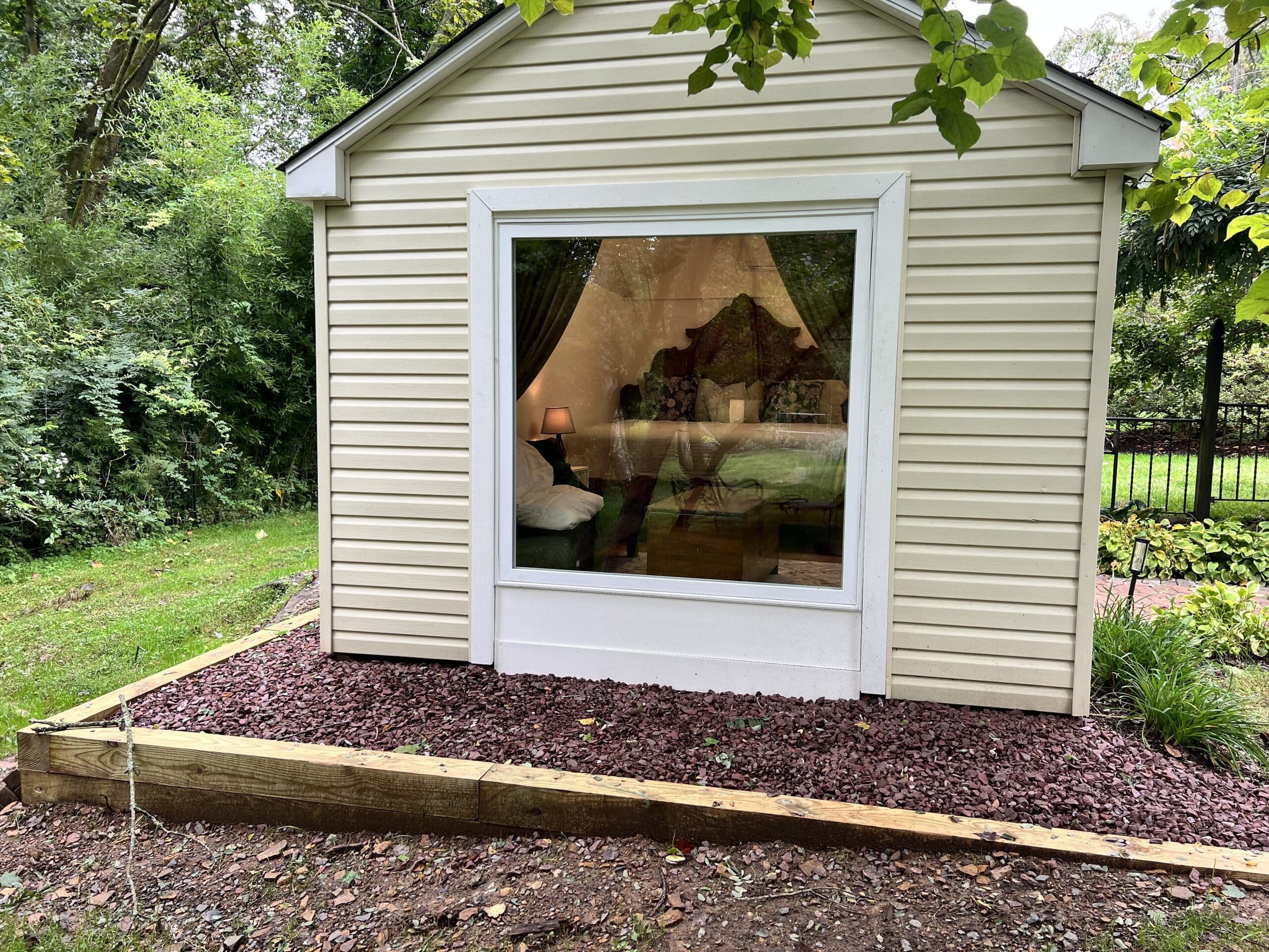 Newly renovated bedroom/cabin next to pool